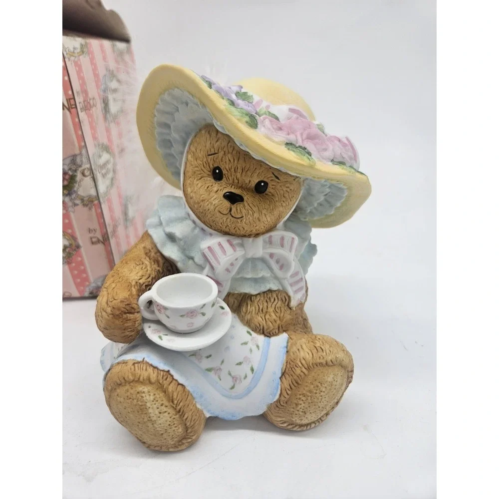 Enesco item excellent